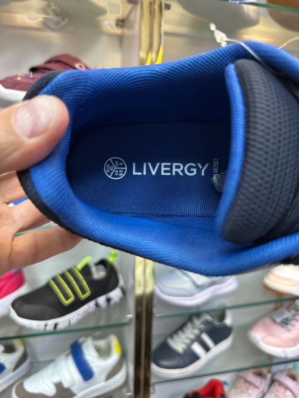 کتونی مردانه برند LIVERGY سایز 28